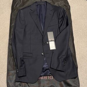 Size 46 R men’s Durban suit color 39 navy blue